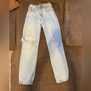 Abercrombie & Fitch The ‘90s Straight Ultra High Rise Jeans